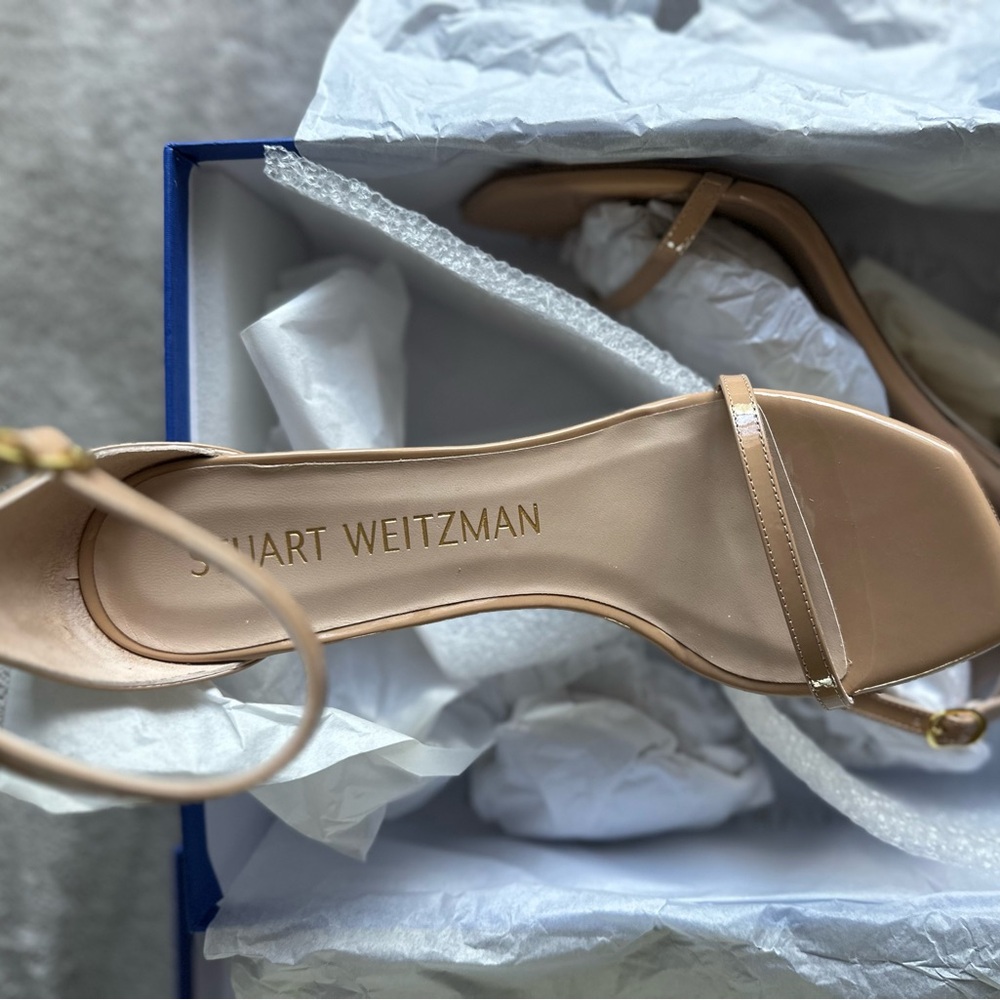 STUART WEITZMAN nude stiletto sandals